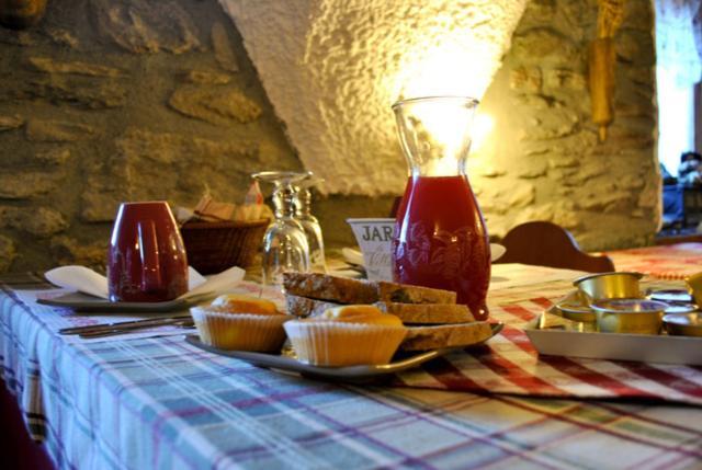 B&B Le Cloux La Thuile Bagian luar foto