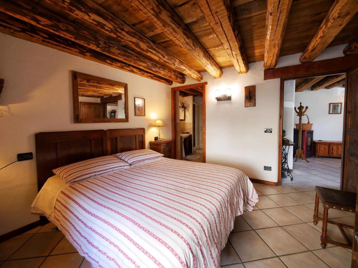 B&B Le Cloux La Thuile Bagian luar foto